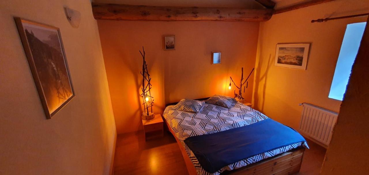 Aux Etoiles De Moranges Bed & Breakfast Saint-Germain-l'Herm Exterior photo